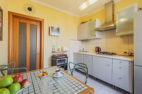 GM Apartment Ukrainskiy Bulvar 6