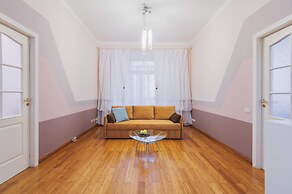 GM Apartment Dolgorukovskaya 29