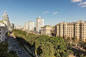 GM Apartment Oruzheynyi 5