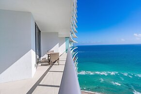 Private Ocean Condos - Hyde Beach Resort
