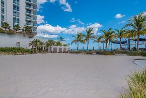 Private Ocean Condos - Hyde Beach Resort
