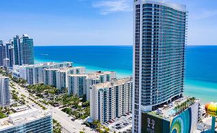 Private Ocean Condos - Hyde Beach Resort