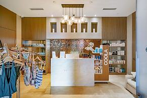 Private Ocean Condos - Hyde Beach Resort