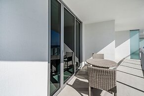 Private Ocean Condos - Hyde Beach Resort