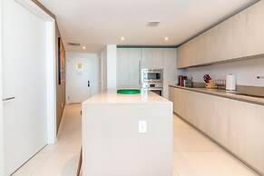 Private Ocean Condos - Hyde Beach Resort