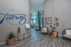 Private Ocean Condos - Hyde Beach Resort