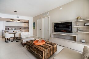 Private Ocean Condos - Hyde Beach Resort