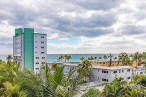 Private Luxury Condos at Costa Hollywood