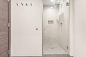 Private Luxury Condos at Costa Hollywood