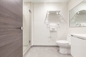 Private Luxury Condos at Costa Hollywood