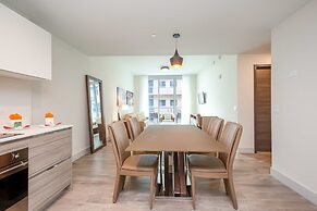 Private Luxury Condos at Costa Hollywood