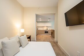 Private Luxury Condos at Costa Hollywood