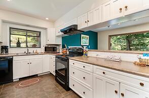 Adams Vacation At Windcliff 2 Bedroom Home by RedAwning