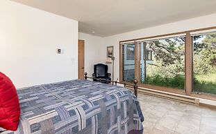 Adams Vacation At Windcliff 2 Bedroom Home by RedAwning