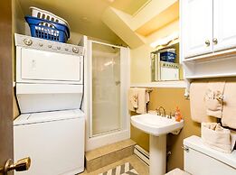 Kintzle Family Vacation At Windcliff 4 Bedroom Home by RedAwning