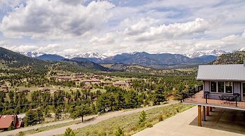 Kintzle Family Vacation At Windcliff 4 Bedroom Home by RedAwning