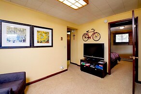 Kintzle Family Vacation At Windcliff 4 Bedroom Home by RedAwning