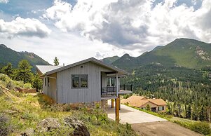 Kintzle Family Vacation At Windcliff 4 Bedroom Home by RedAwning