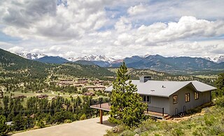 Kintzle Family Vacation At Windcliff 4 Bedroom Home by RedAwning