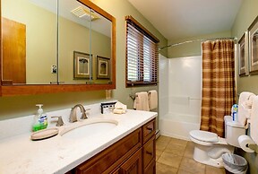 Kintzle Family Vacation At Windcliff 4 Bedroom Home by RedAwning