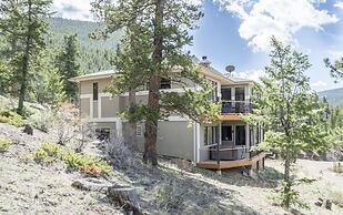 Garlands' Alpine Lodge Luxury Vacation At Windcliff 3 Bedroom Home by 