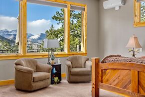 Garlands' Alpine Lodge Luxury Vacation At Windcliff 3 Bedroom Home by 