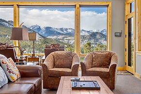 Garlands' Alpine Lodge Luxury Vacation At Windcliff 3 Bedroom Home by 