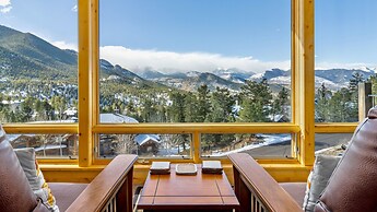 Garlands' Alpine Lodge Luxury Vacation At Windcliff 3 Bedroom Home by 