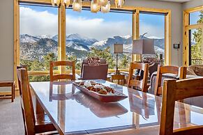 Garlands' Alpine Lodge Luxury Vacation At Windcliff 3 Bedroom Home by 