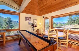 Tranquil Luxury Vacation At Windcliff 3 Bedroom Home by RedAwning