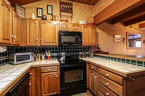 Winterset 12 Centrally Located, Cozy, Washer Dryer by RedAwning