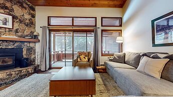 Winterset 12 Centrally Located, Cozy, Washer Dryer by RedAwning