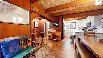 Winterset 12 Centrally Located, Cozy, Washer Dryer by RedAwning