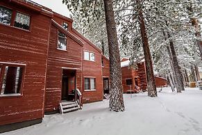 Winterset 12 Centrally Located, Cozy, Washer Dryer by RedAwning