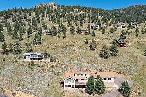 Mapes Luxury Vacation At Windcliff 5 Bedroom Home by RedAwning