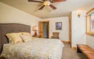 Mapes Luxury Vacation At Windcliff 5 Bedroom Home by RedAwning