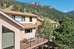 Mapes Luxury Vacation At Windcliff 5 Bedroom Home by RedAwning