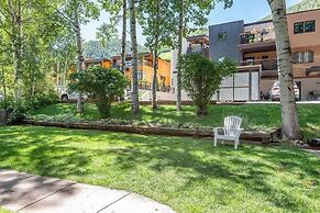 Timber Ridge Unit 2e 1 Bedroom Condo by RedAwning