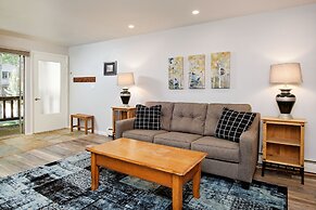 Timber Ridge Unit 2e 1 Bedroom Condo by RedAwning