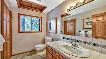 Your Roomy Northstar Retreat Awaits by RedAwning Save 10% on 3 Nights,