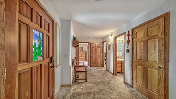 Your Roomy Northstar Retreat Awaits by RedAwning Save 10% on 3 Nights,