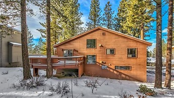 Your Roomy Northstar Retreat Awaits by RedAwning Save 10% on 3 Nights,