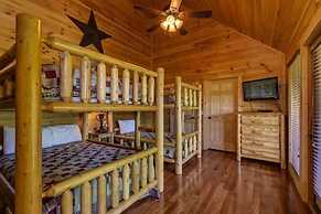 Grand View Lodge - 10 Bedrooms, 10 Baths, Sleeps 44 Home by RedAwning