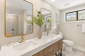 418 Linkside Drive 4 Bedroom Home by RedAwning