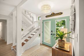 418 Linkside Drive 4 Bedroom Home by RedAwning