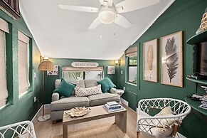 418 Linkside Drive 4 Bedroom Home by RedAwning