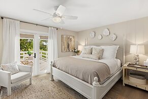 418 Linkside Drive 4 Bedroom Home by RedAwning