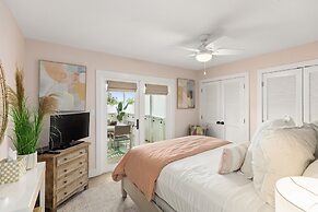 418 Linkside Drive 4 Bedroom Home by RedAwning