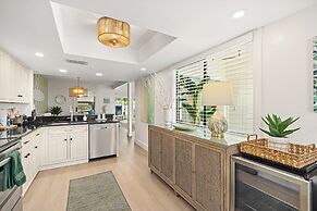 418 Linkside Drive 4 Bedroom Home by RedAwning