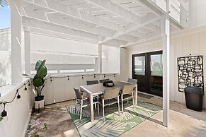 418 Linkside Drive 4 Bedroom Home by RedAwning